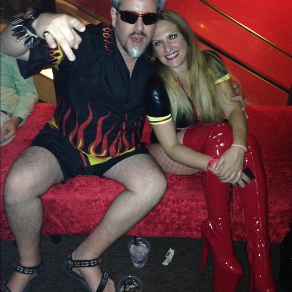 Meet Your Posher - Picture 8 of 8